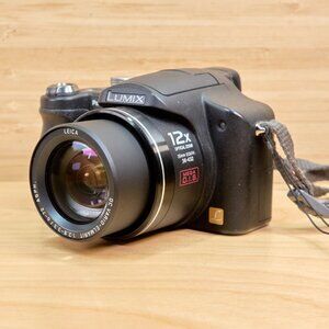 Panasonic Lumix DMC-FZ8 7.2MP Digital Camera, 12x Optical Zoom, Made in Japan